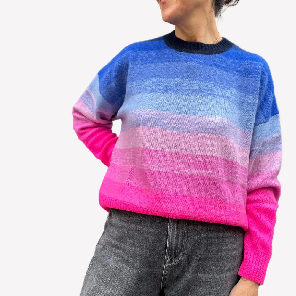 Brodie Gradient Fade Crew - Diva Pink/Navy