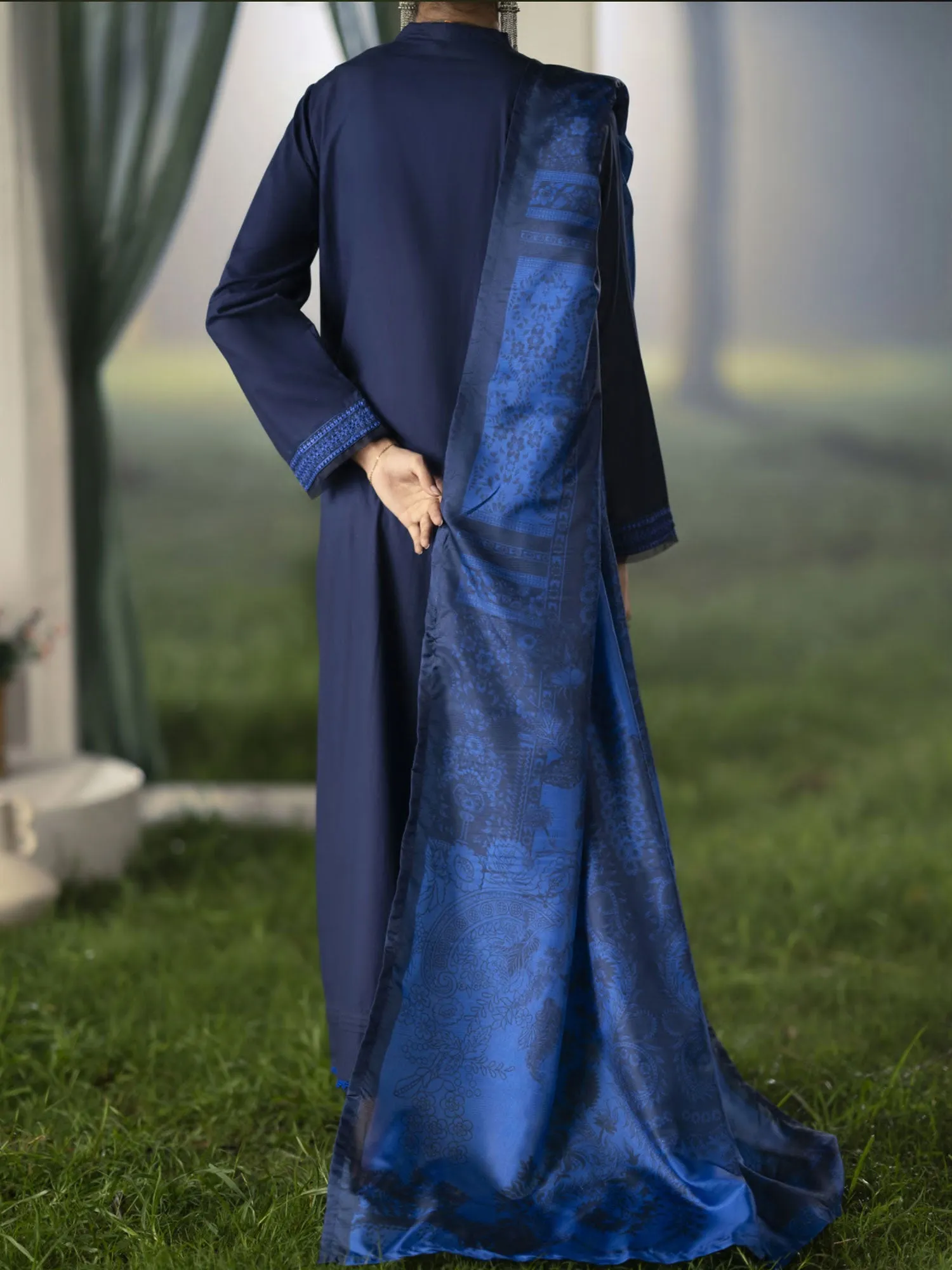 Casual Lite "Shanasai" Embroidered Winter Linen Suit - Blue