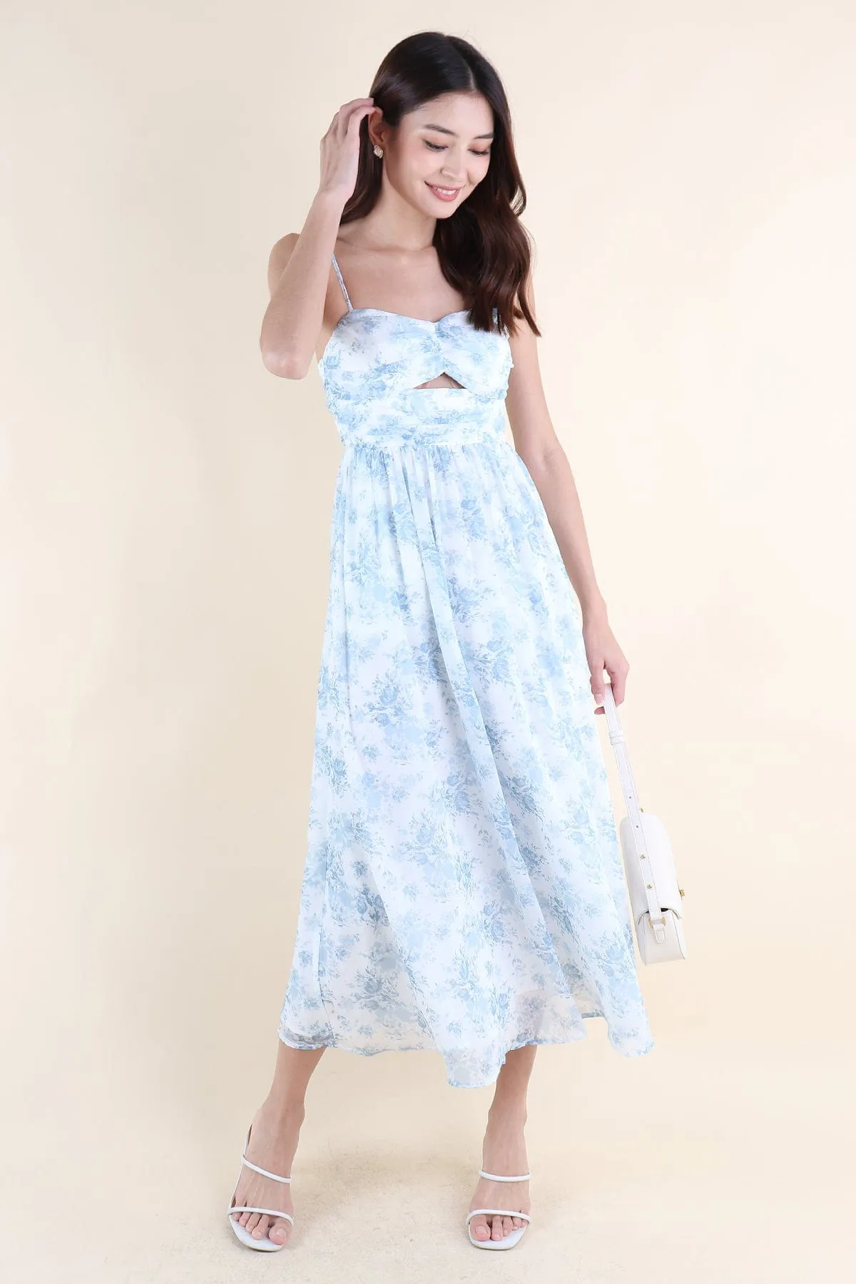 CECILY FLORAL MAXI IN SNOW BLUE