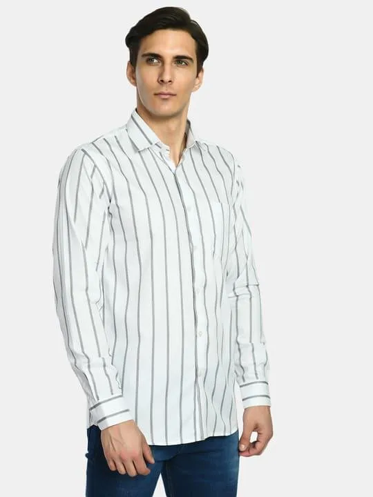 Men's White Stripes Cotton Spread Collar Shirt