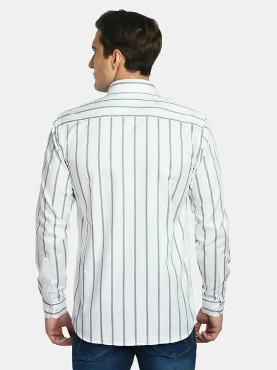 Men's White Stripes Cotton Spread Collar Shirt