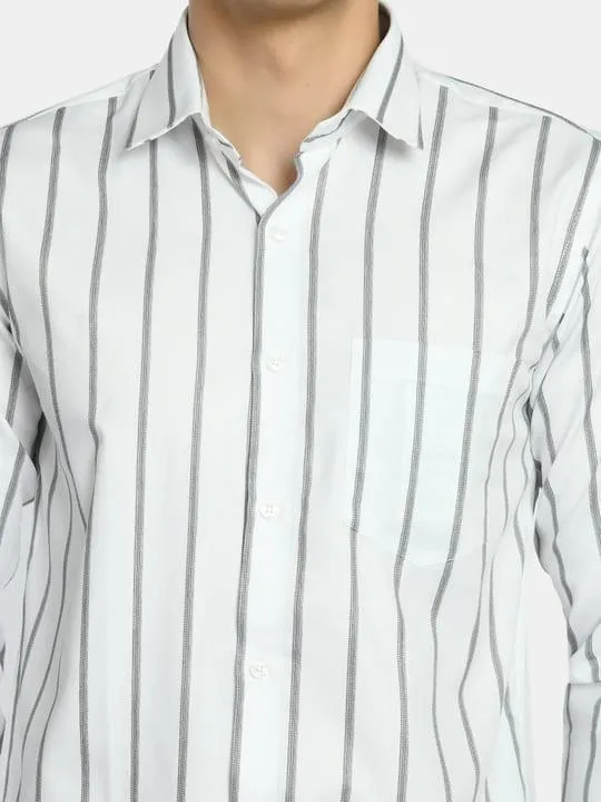 Men's White Stripes Cotton Spread Collar Shirt