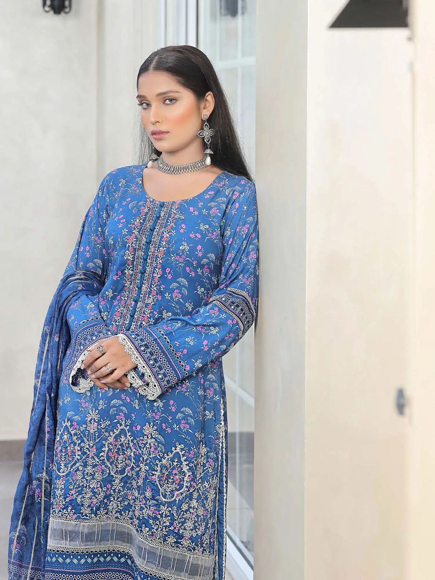 Munira Embroidered Winter Linen Suit (MSL-02) - Blue