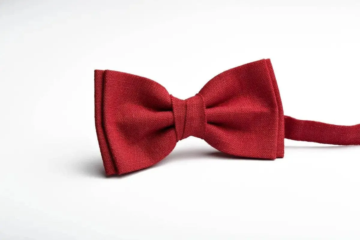 Red Pre-Tied Linen Bow Tie for Men - Perfect for Weddings and Special Occasions