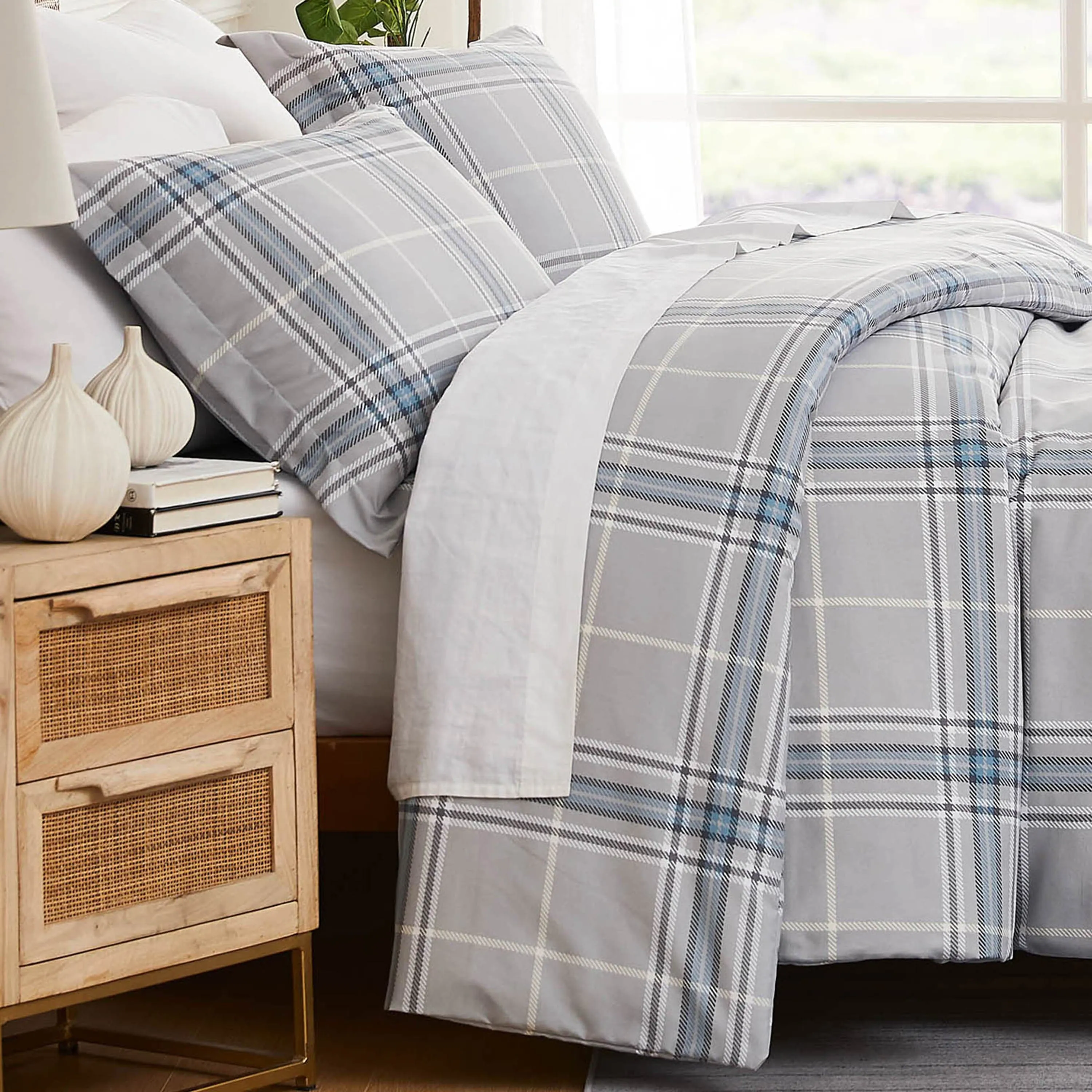 Vilano Plaid Duvet Cover Set